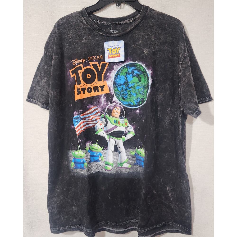 Toy story Buzz lightyear men's large shirt NWT
